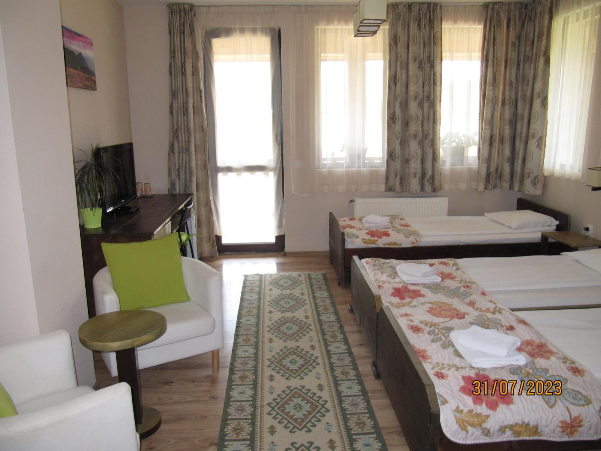 Guest House Belchin View Extérieur photo