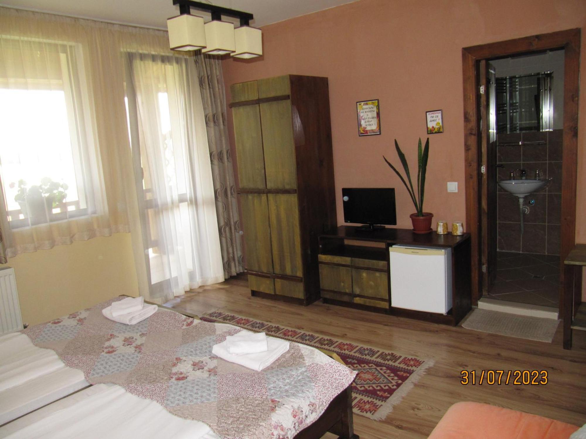 Guest House Belchin View Extérieur photo