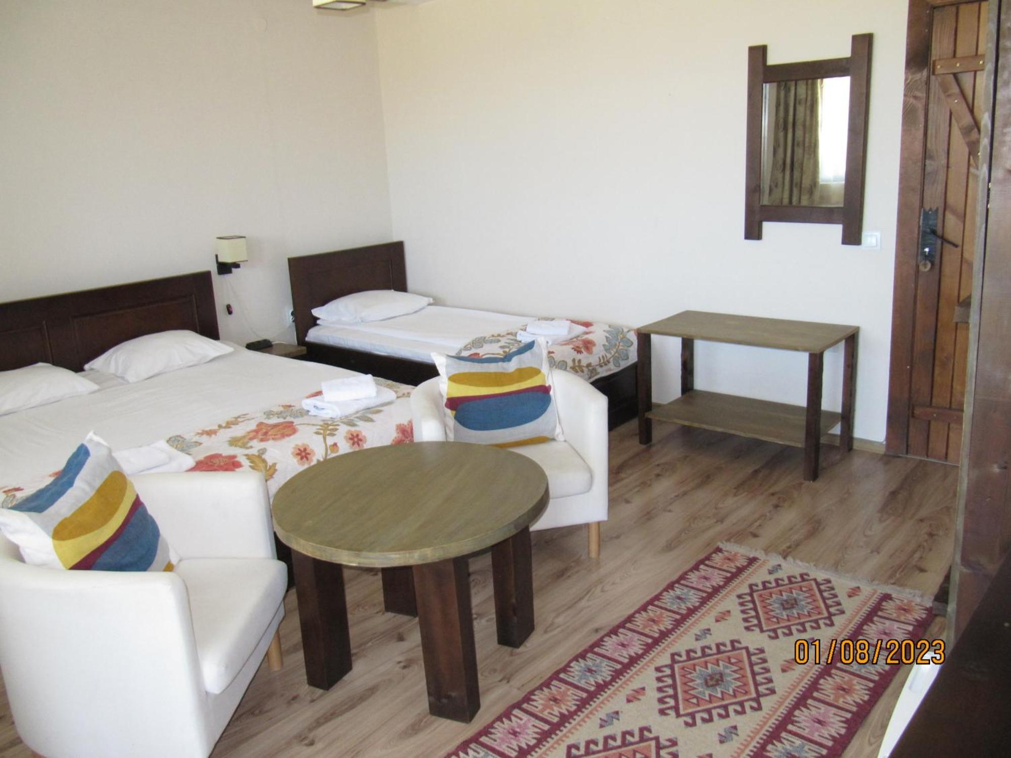 Guest House Belchin View Extérieur photo