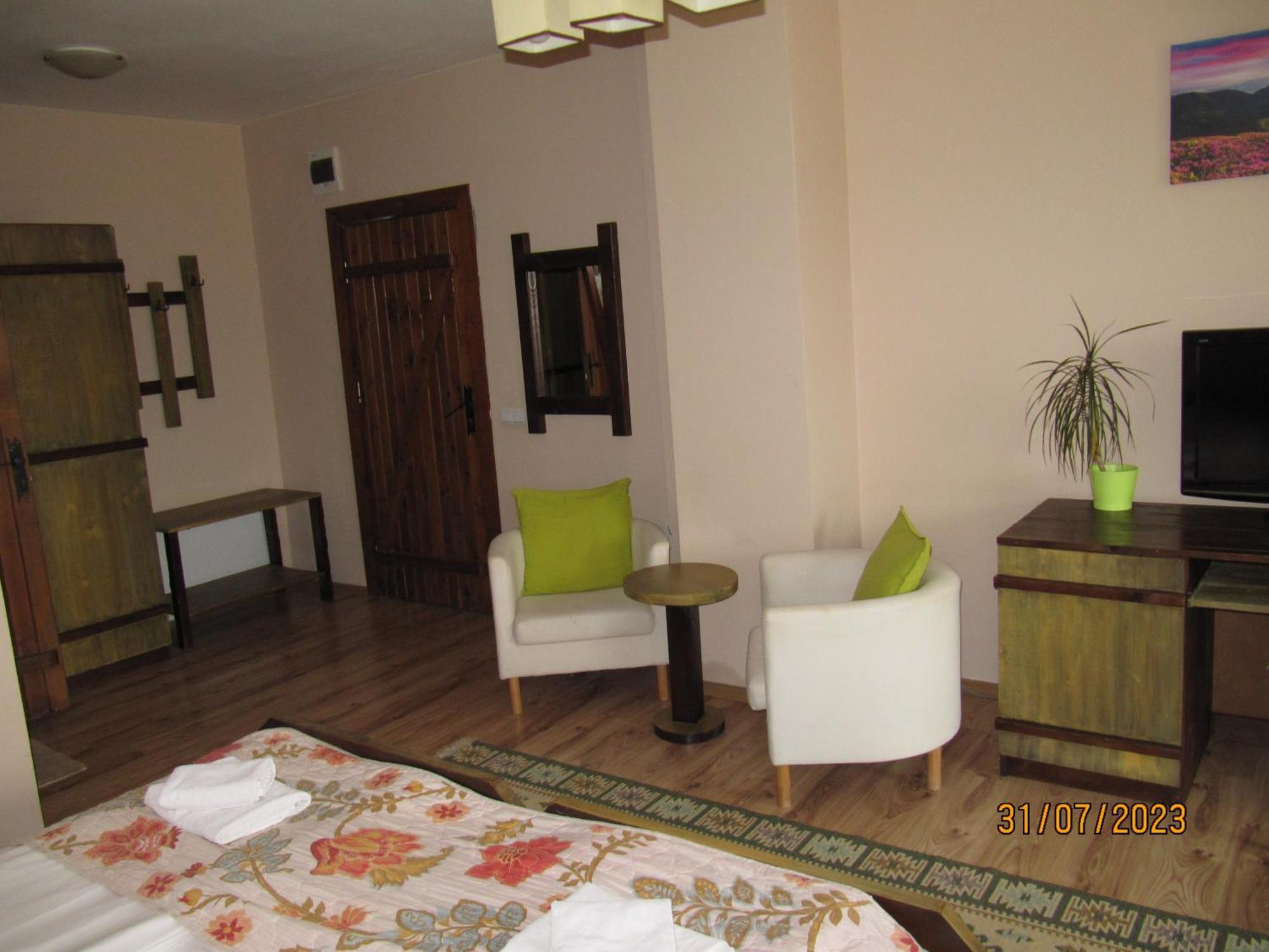Guest House Belchin View Extérieur photo