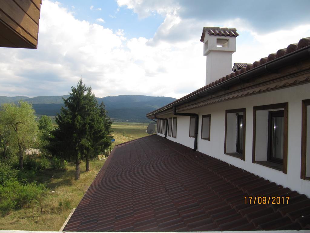 Guest House Belchin View Extérieur photo