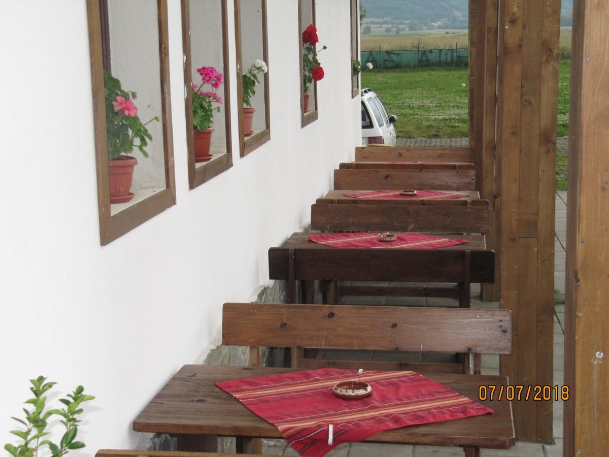 Guest House Belchin View Extérieur photo